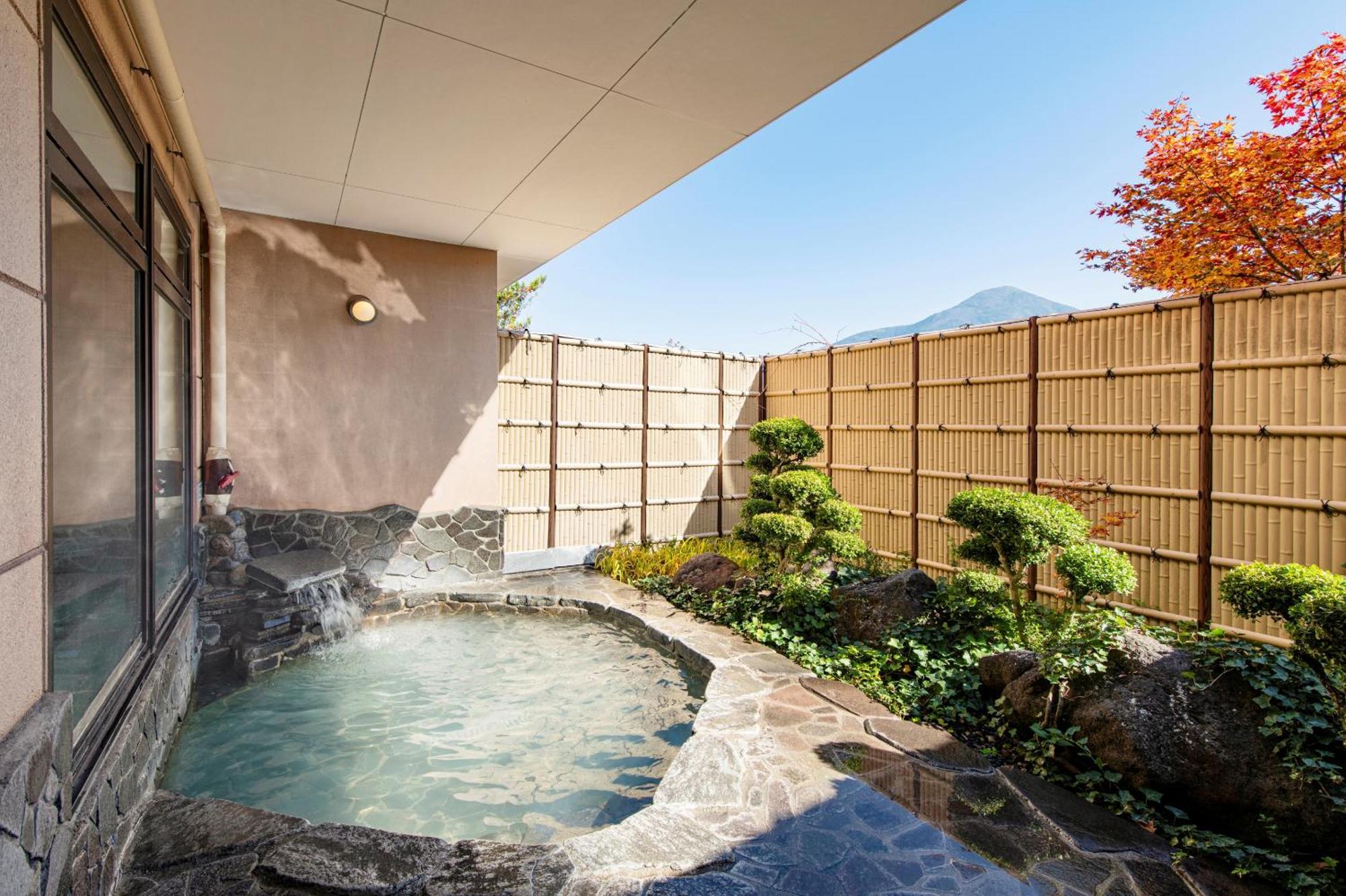 צ'ינו Shirakabako Hotel Paipuno Kemuri מראה חיצוני תמונה